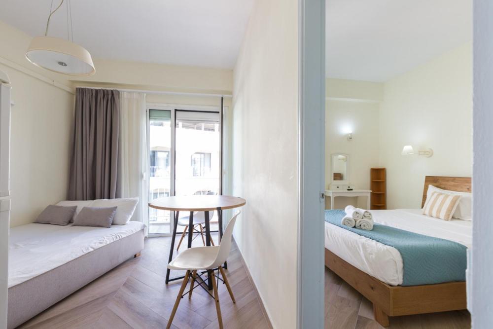 Theo Apartments 레팀노 외부 사진