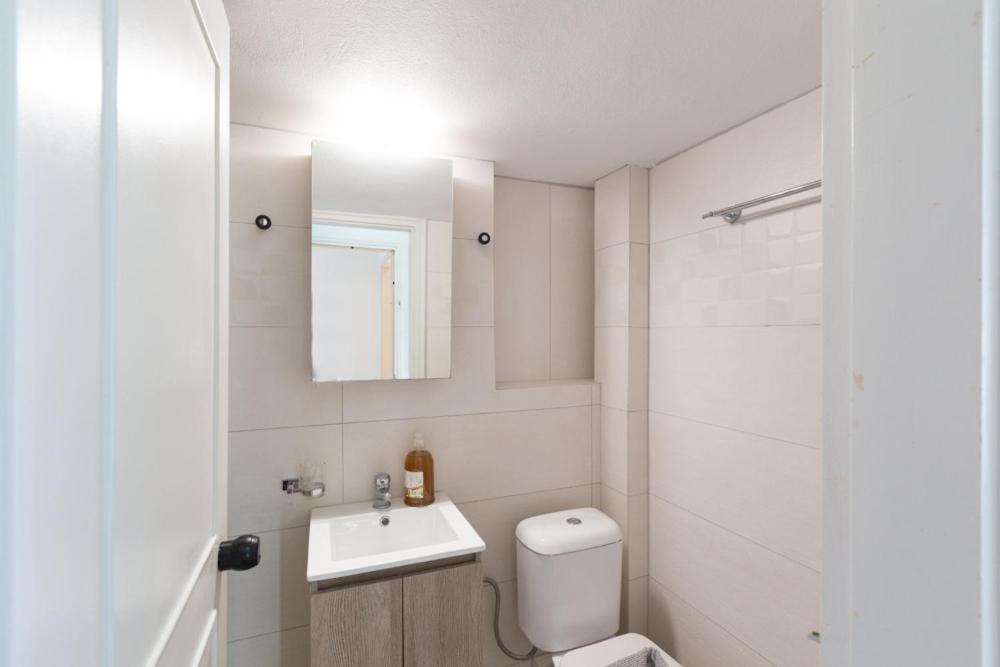 Theo Apartments 레팀노 외부 사진
