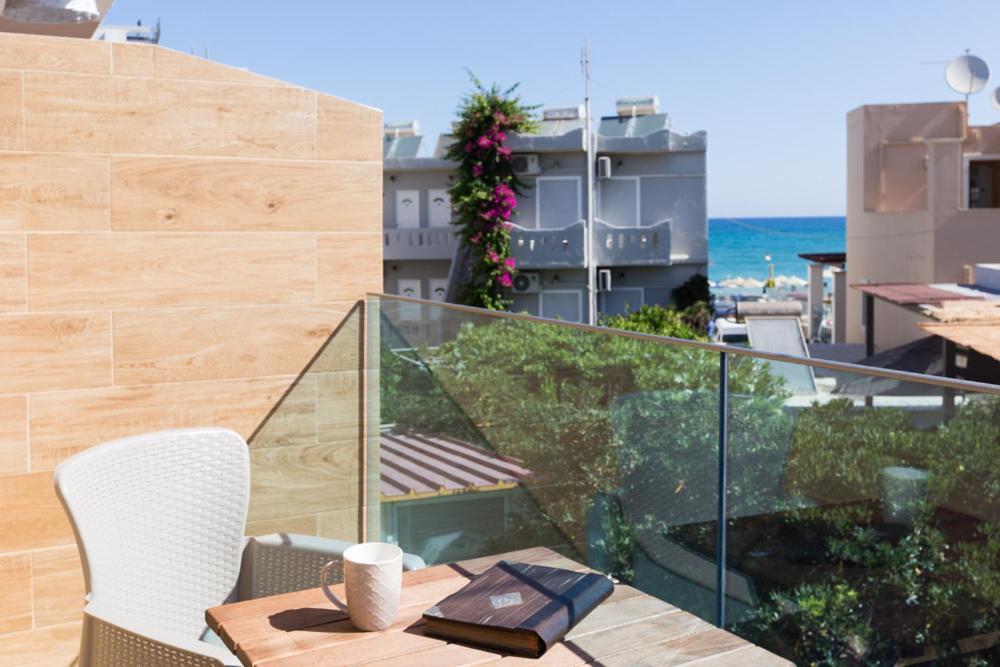 Theo Apartments 레팀노 외부 사진