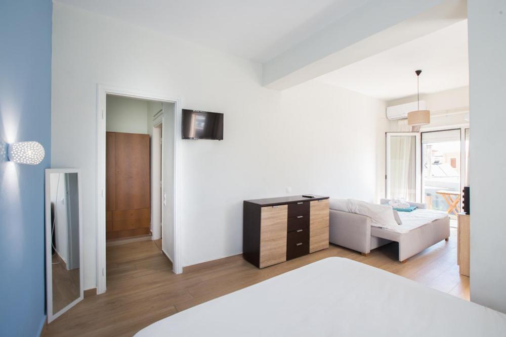 Theo Apartments 레팀노 외부 사진